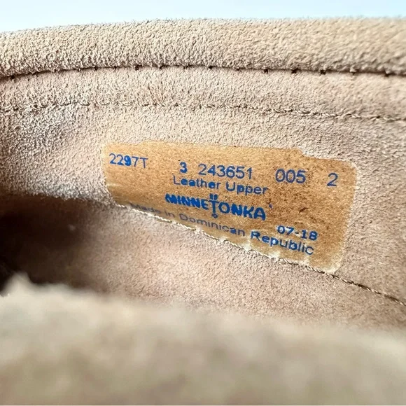 Minnetonka Ankle Boots - Picture 4 of 6